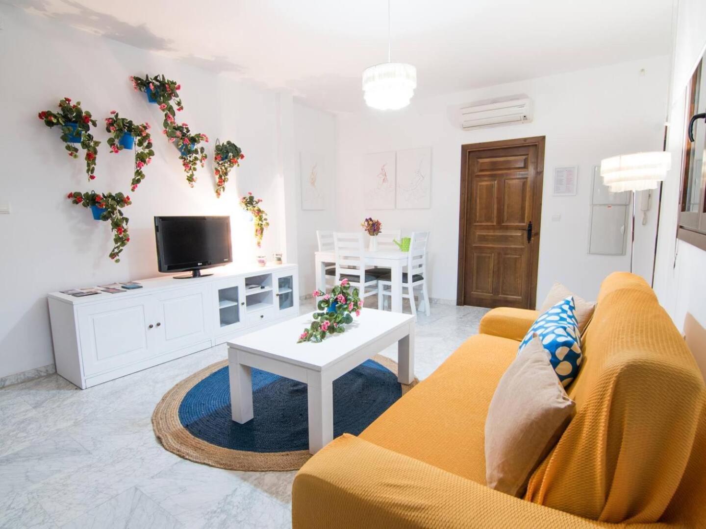 Tuguest Gracia Apartments กรานาดา ภายนอก รูปภาพ