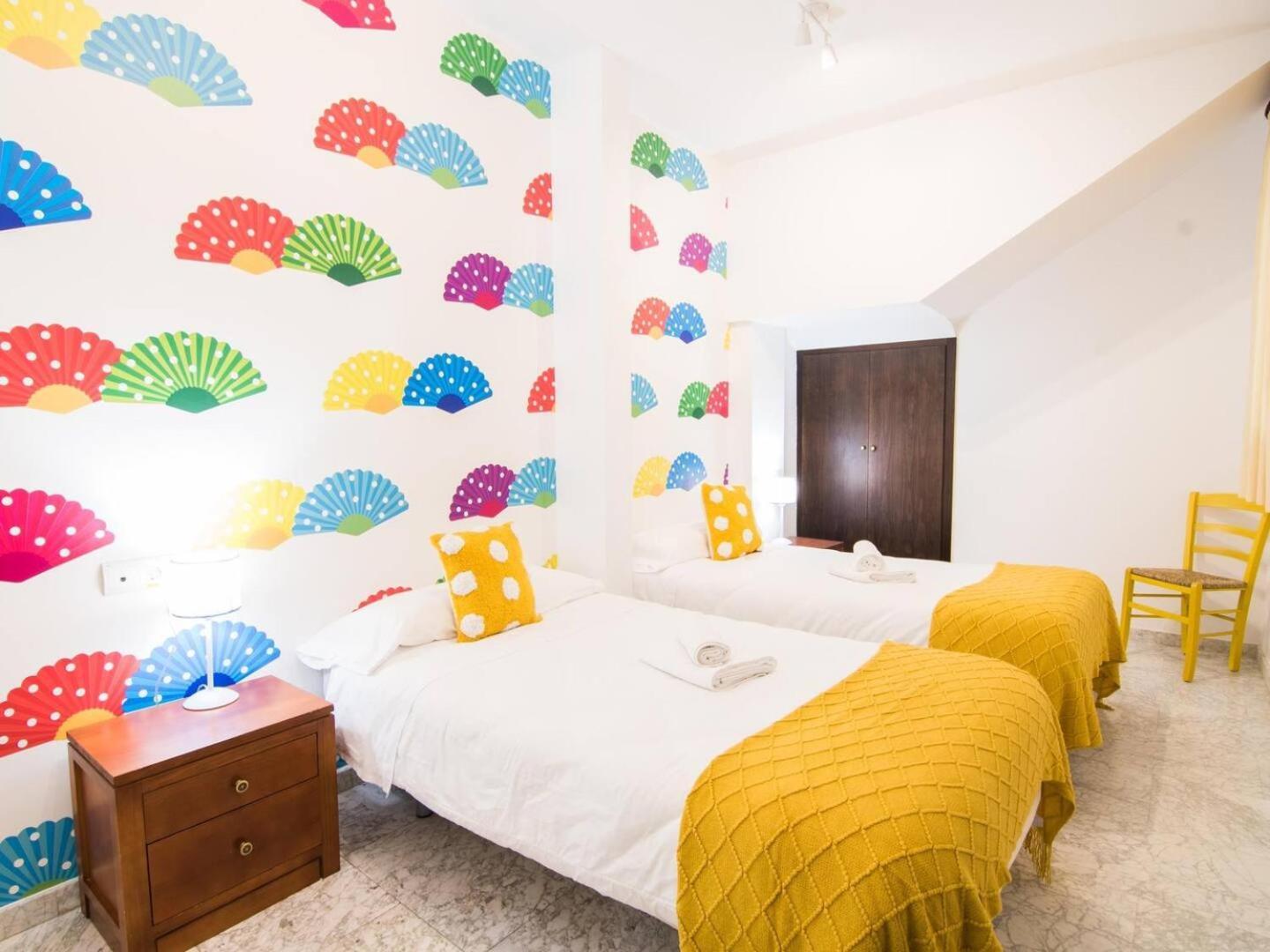 Tuguest Gracia Apartments กรานาดา ภายนอก รูปภาพ
