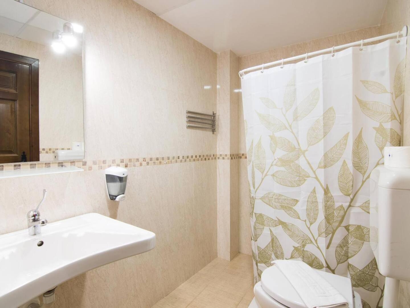 Tuguest Gracia Apartments กรานาดา ภายนอก รูปภาพ